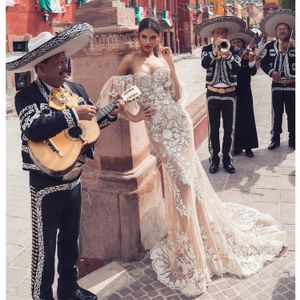 Vestidos de novia de sirena de talla grande de lujo fuera del hombro Vestidos de novia con cuentas Vestidos de novia con apliques de encaje Árabe Aso Ebi Vestidos de cuentas de lujo