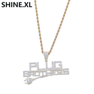 Hiphop plug med brevhänge isad ut full zirkon 14k guldpläterad hänge halsband män bling street smycken195y