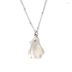 Anhänger Halsketten CZ Pinguin Halskette Frauen Nette Cartoon Form Mutter der Muschel Natürliche Weiße Süßwasser Perlen Choker Vintage Schmuck Geschenk