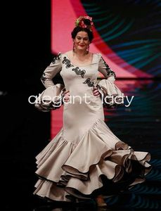 Champagne Flamenca Mermaid Evening Occasion Dresses Plus Size Fairy Long Sleeve Ruffles Skirt Lace Stain Spain Prom Gown