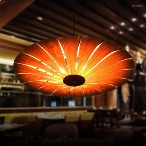Lampade a sospensione Lampadario con paralume in corteccia impiallacciata in legno Lampada a sospensione artistica creativa nordica coreana giapponese coreana Design Luminaria