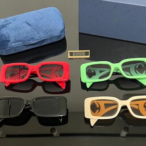 المصمم الفاخر النظارات الشمسية للنساء نساء نظارات شمسية العلامة التجارية الفاخرة النظارات الشمسية الأزياء الكلاسيكية الفهد UV400 Goggle مع الإطار مربع السفر الشاطئ مصنع G6998