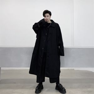 Trench da uomo Parrucchiere giacca a vento da uomo moda coreana medio lungo fresco fuori dal ginocchio cappotto stile britannico autunno ins coppia 230831