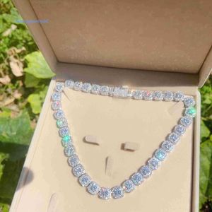 عرض 10 ملم بلينغ كبير الماس الإسترليني Sier VVS Moissanite الهيب هوب المجوهرات المثلجة