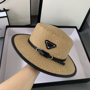 Topphattar designers kvinnor hink hatt designer strå hatt cappello gräs Braid Casual Sun Protection Hat Lämplig för våren och sommaren monterad