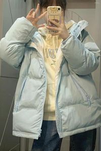 Korki damskie płaszcze zimowe niebieskie bawełniane kurtki kobiety Koreańska moda zagęszczanie ponadgabarytowe pucha parkas żeńska bąbelek 2023 Zwiedź wierzchnia