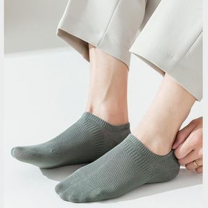 Erkek çoraplar kaymaz meias maskulina silikon çorap pamuk yaz ince örgü görünmez anti-kayma tekne
