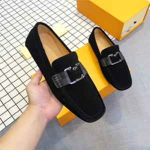 2023 Äkta läder herr designer loafers moccasins skor designer män avslappnad handgjorda formella slip på manliga båtskor zapatillas hombre