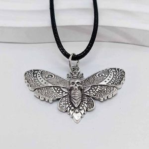 Anhänger Halsketten Tier Motte Schädel Halskette für Frauen Zucker Vogel Seil Gothic Choker Schmuck Halloween