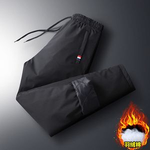 Herrenhose Herbst Winter Outdoor-Taschen Elastische Taille Zeichnung Baumwolle gepolsterte Hose Kältebeständigkeit Knöchellange Bleistifthose Warm halten 230831