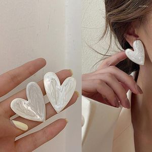 Brincos de garanhão 2023 cor branca grande coração para mulheres menina coreano amor esmalte estética vida diária minimalista jóias piercing orelha