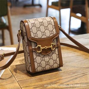 Edição Premium com 2023 New Genuine Leather Presbyopia Telember Crossbody Crossbody High Grade Feminina Smão Menina 55% De fora da fábrica online