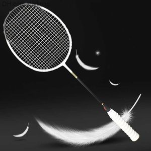 Badminton Raketleri Ultralight Profesyonel Karbon Fiber Badminton Raket 5u Raquette 6 Renk Raketleri Z Hız Kuvvetleri Padel Hafif Ağırlık 75-79G Q230901