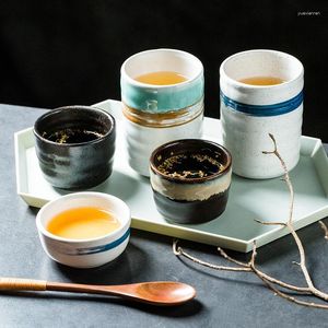 Чашки блюдки в японском стиле творческий чай домашний домашний домохозяйство короткие высокопоставленные рестораны.