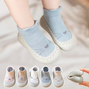 İlk Yürüyüşçüler 2023 Bebek Çorap Ayakkabı Bebek Sevimli Karikatür Çocuk Çocuk Yumuşak Kauçuk Sole Çocuk Zemin Spor Sneaker Kız Toddler Walker