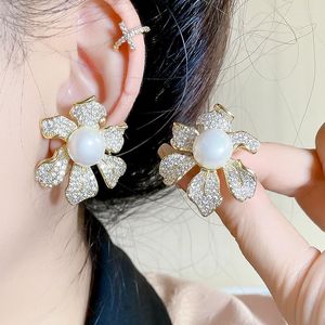 Stud Earrings Exaggerated Three-dimensional Zircon Inlaid Flower Pearl In Europe And America Trendy Relief Texture Retro French Jewelry