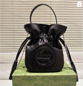 Luxurys Bucket Bags Designers Bags Drawstring mini Hobo Bag Shoulder Handbag Messenger Women Totes Ladies Handbags Classic Cross body Clutch Dhgate Bag Lady 19CM