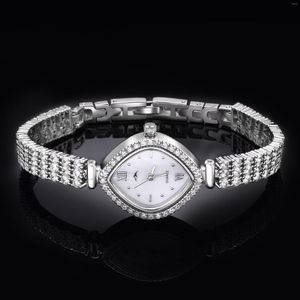 ساعة Wristwatches Women's Watch رائعة سوار الموضة المجوهر