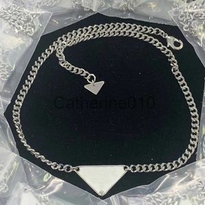 Pendant Necklaces Classics Designer Necklace Women Men Chains Luxury Jewelry Black White P Triangle Pendant Party Hip Hop Punk Names Statement Gold Mens J230902