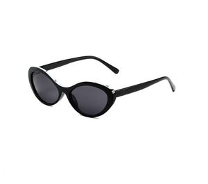 Top Sonnenbrille für Frauen Oval Sun Classic Letter Design Debütantstil Stilvolle Sonnenbrille Square Brille vor Brillen Rahmen UV400 mit Box