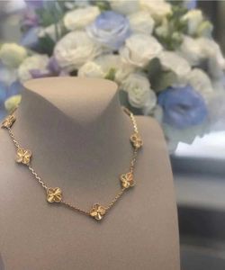 Mode Luxury 4/Four Leaf Clover High Edition Four Grass Pendant Ten Flower Laser Halsband med dubbelsidig Lucky V -guldplätering 18K Premiumkänsla med logotyp och låda