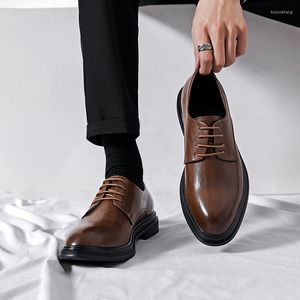 Elbise ayakkabıları orta topuk erkekler oxford patent deri İngiliz erkekler ofisi resmi dantel-up siyah