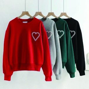 Kadın Tasarımcı Hoodies Üst Külot Gömlek Sweatshirt Kırmızı Kalp Grafik Hoodie 2023SS İşlemeli Çift Yuvarlak Boyun Gevşek Sweatshirt High Street J4WA#