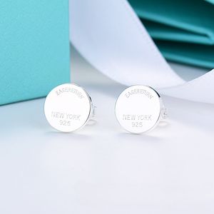 S925 Gümüş Kaplama Yuvarlak Kek Tasarımcı Saplama Küpe Kolyeleri Cazibe Zarif Mektuplar Marka Küpe Küpe Kulak Yüzükleri Ceza Konuk Mücevher
