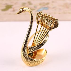 Servis uppsättningar Swan Fruit Base Holder Forks Set Rostfritt stål Sallad Dessert Coffee Spoon Cake Table Seary