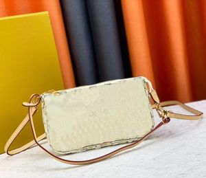 Tasarımcı Çantalar Bayanlar Crossbody Deri Yüksek Kaliteli Omuz Çantaları Deri Crossbody Bag