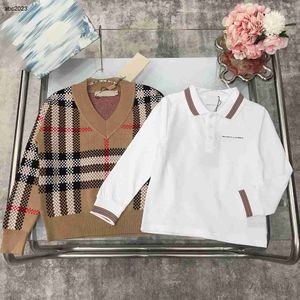 Ny designer barn tröja baby pullover barn stickor storlek 100-150 cm långärmad randig poloskjorta och v-hals stickad pullover aug33