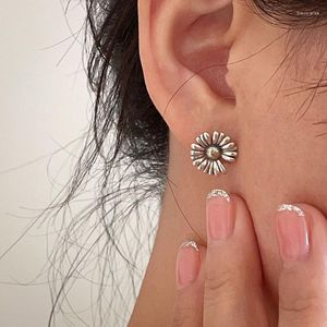 Ohrstecker Thai Silber Vintage handgemachte Gänseblümchen-Ohrring für Frauen Geschenk Party Schmuck Eh2102
