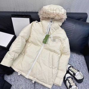 Damskie Down Parkas Designer 23 Autumn/Winter Fashion Logo Haftowane wełniane z kapturem zagęszczony ciepły płaszcz OCZC