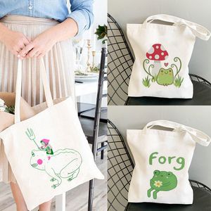 Sacos de compras Harajuku Cottagecore fezes Magic Frog Tote Bag Cogumelo Presente Kawaii Bonito Algodão Shopper Canvas 230901