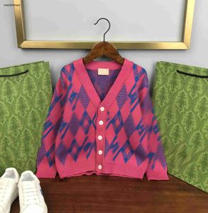 Designer Kids Cardigan Diamond Texture Baby V-hals Tröja Storlek 100-160 cm Spring Products Sticked Overrock för tjejen augusti