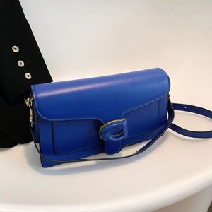 Lüks El çantası Tasarımcı Crossbody Bag Kadın Omuz Çantası Omuz Deri Kadın Moda Mektubu Bolso Crossbody Bag Flip Tasarımcı Çantası 2023