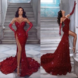 Sexy 2023 Paillettes rosse Sirena Prom Abiti da festa Sweetheart Split Side Lace Plus Size Abiti da cerimonia per occasioni formali Abiti da Noiva