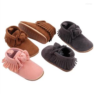 Botlar 0-18m Bebek Kız Yumuşak Tassel Yay Slip Slip First Walker Toddler Ayak Sonbahar Kış Bebek Beşiği