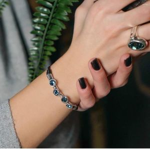 Braccialetti con ciondoli Bracciale con perline in pietra naturale di cristallo blu moda per donna Accessori per gioielli elastici regolabili per amicizia