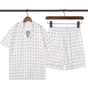 Дизайнерские роскошные мужские спортивные костюмы Мужские женские Парижские рубашки с короткими рукавами модные пляжные шорты Летний размер костюма M-3XL для пожилых людей