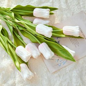 Decorative Flowers 5Pcs/Set Artificial Flower Nice-looking Simulation Widely Applied Highly Simulated Tulips For Bedroom