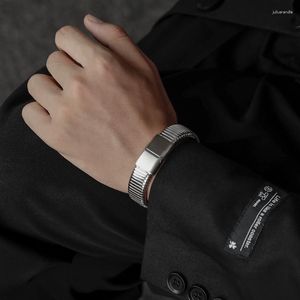 Braccialetti a maglie Cinturino elastico Bracciale largo per uomo Chiusura magnetica in acciaio inossidabile Gioielli di moda coreani Punk Streetwear