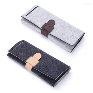 Smyckespåsar Portable Grey Felt förvaringspåse Fällbara resörar Eörhängen Halsband Armband Rings Organizer Fashion Button