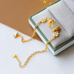 Charm Bracelets Natural Hetian Jade Pi Xiu Bracelet Gilding Retro Jasper Money Drawing And Luck Changing Simple Classical Ornament For Women