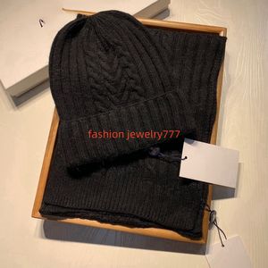 designer hoodie höst och vinter ny maskuppsättning krullad ull hatt net rött hatt kall hatt utländsk luft varm hatt halsduk två bit set hoodies