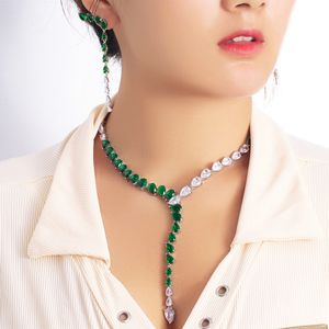 Charm Bilezikler Cwwzircons süper lüks benzersiz 2pcs uzunluğunda sarkçı kolye büyük Afrika kübik zirkonya mücevherleri kadınlar için set t713 230901