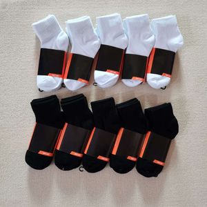 Mens Socks mens socks Wholesale Sell at least 12 pairs Classic black white Men High Quality Letter Breathable Cotton Sports Ankle sock Elastic No need to wait spot del
