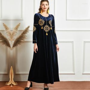 Ethnic Clothing Designer Abaya Muslim Velvet Winter Hijab Dress Dubai Embroidered Robe Kaftan Islamic Tassels Evening Gown Arabic Turkey