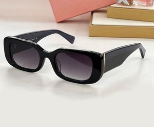 Occhiali da sole rettangolari Oro Nero Grigio sfumato Donna Estate Sunnies gafas de sol Sonnenbrille UV400 Occhiali con scatola