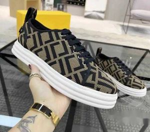 high-end quality leather letters, fashionable canvas sports shoes, men's and women's couple shoes